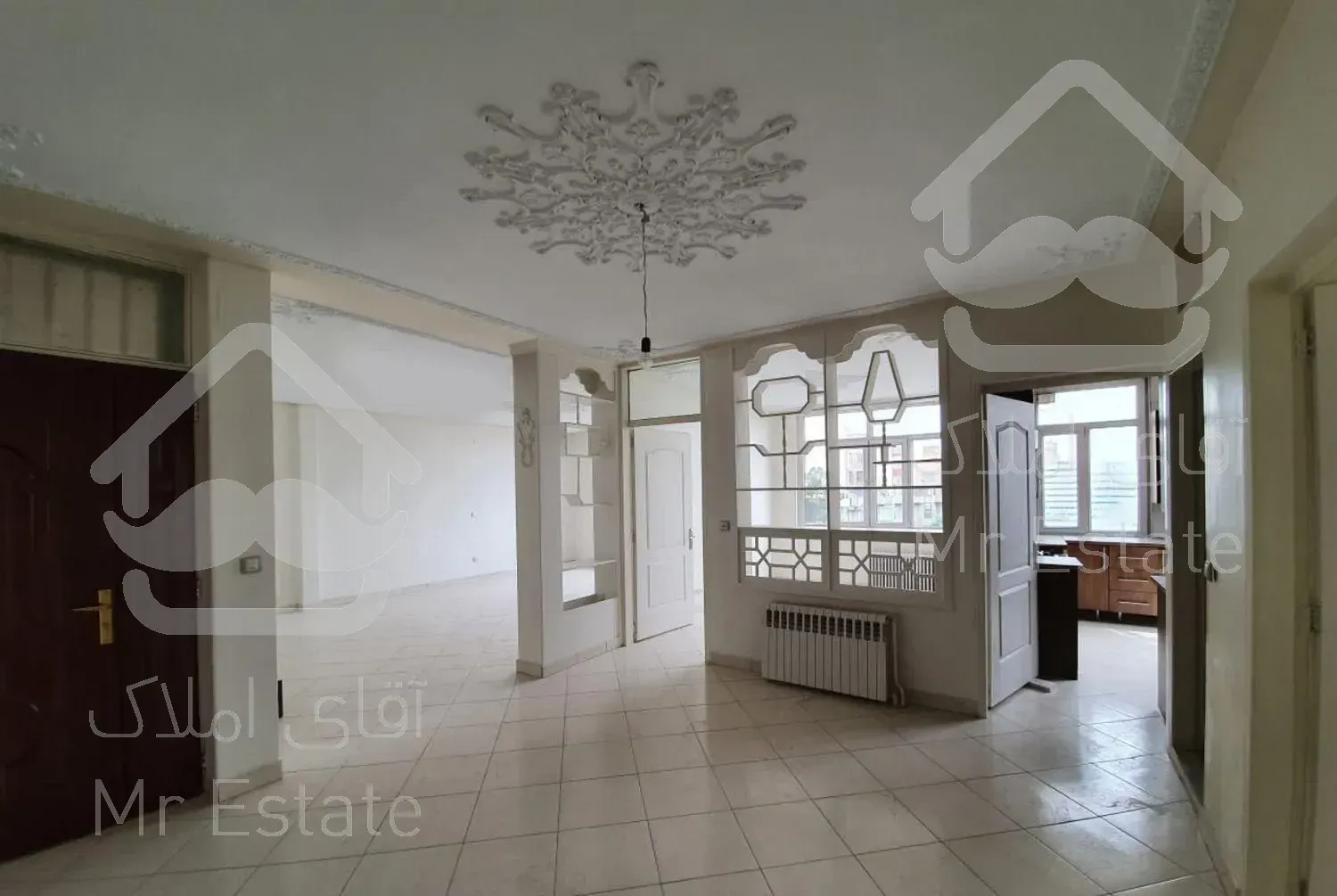 آپارتمان ۱۰۸ متری غرق نور