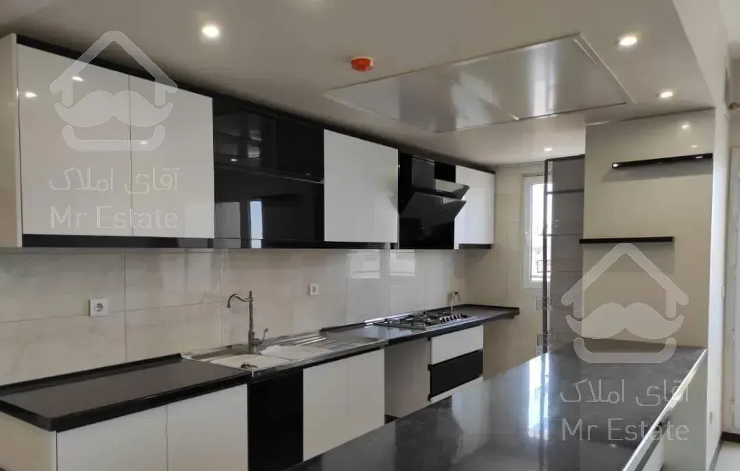 132متر 3خواب/نوساز/جنوبی ویوی دائمی/2پارکینگ/چیتگر