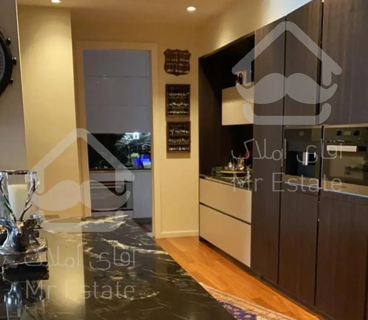 خرید ۴۲۰ متر آپارتمان آجودانیه