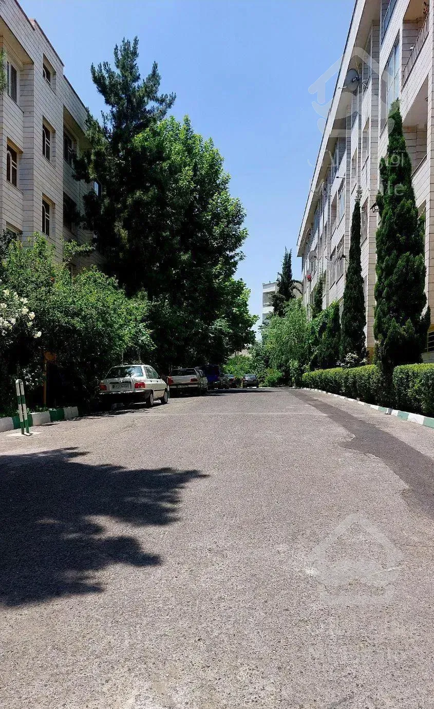 اشرفی پونک،۱۰۳ متر،دو خوابه