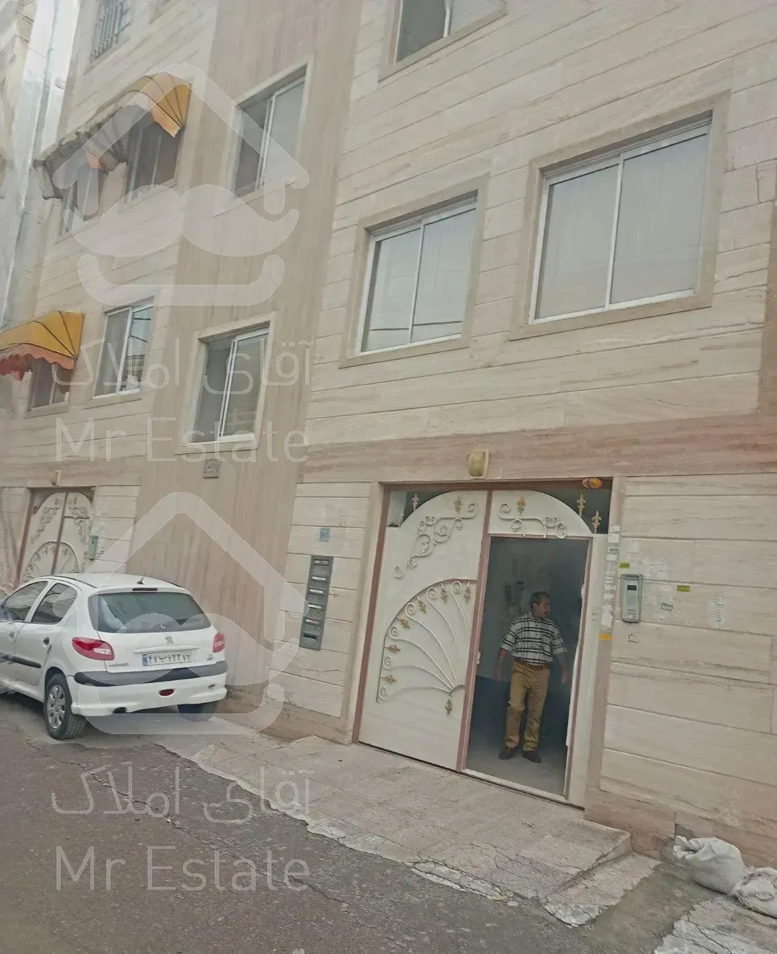 آپارتمان ۹۰متری آفتاب ۶۰