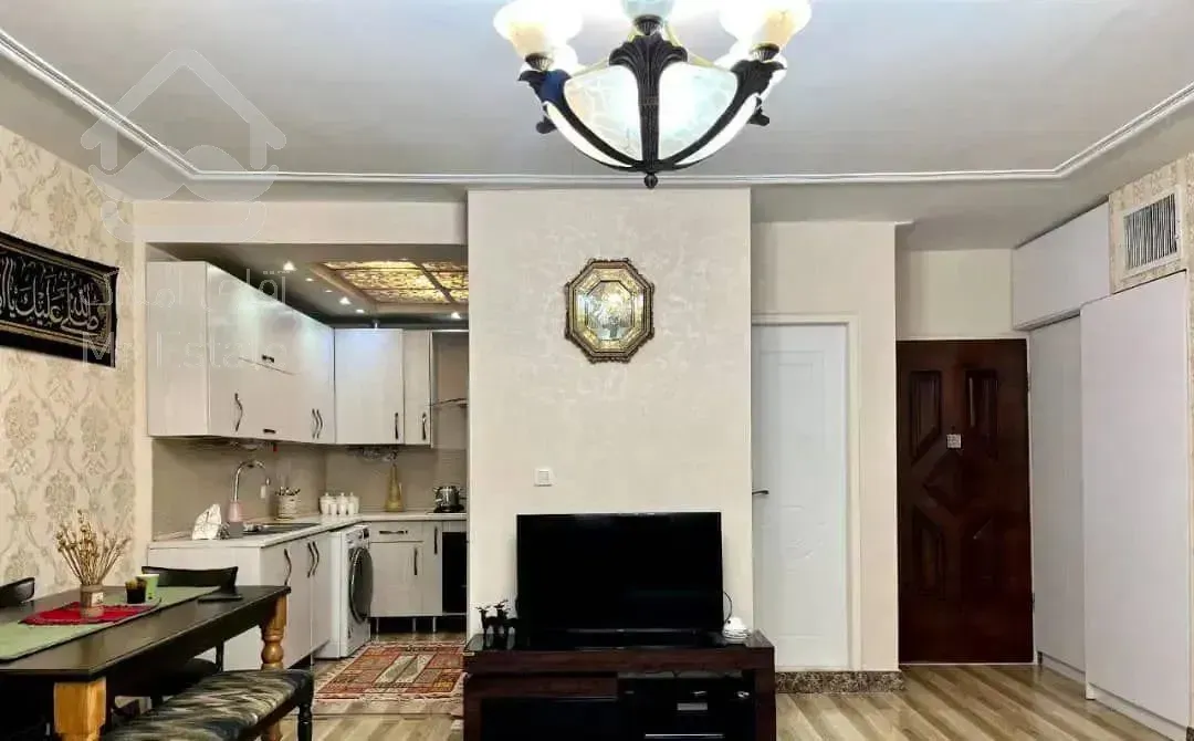 63 متر با پارکینگ