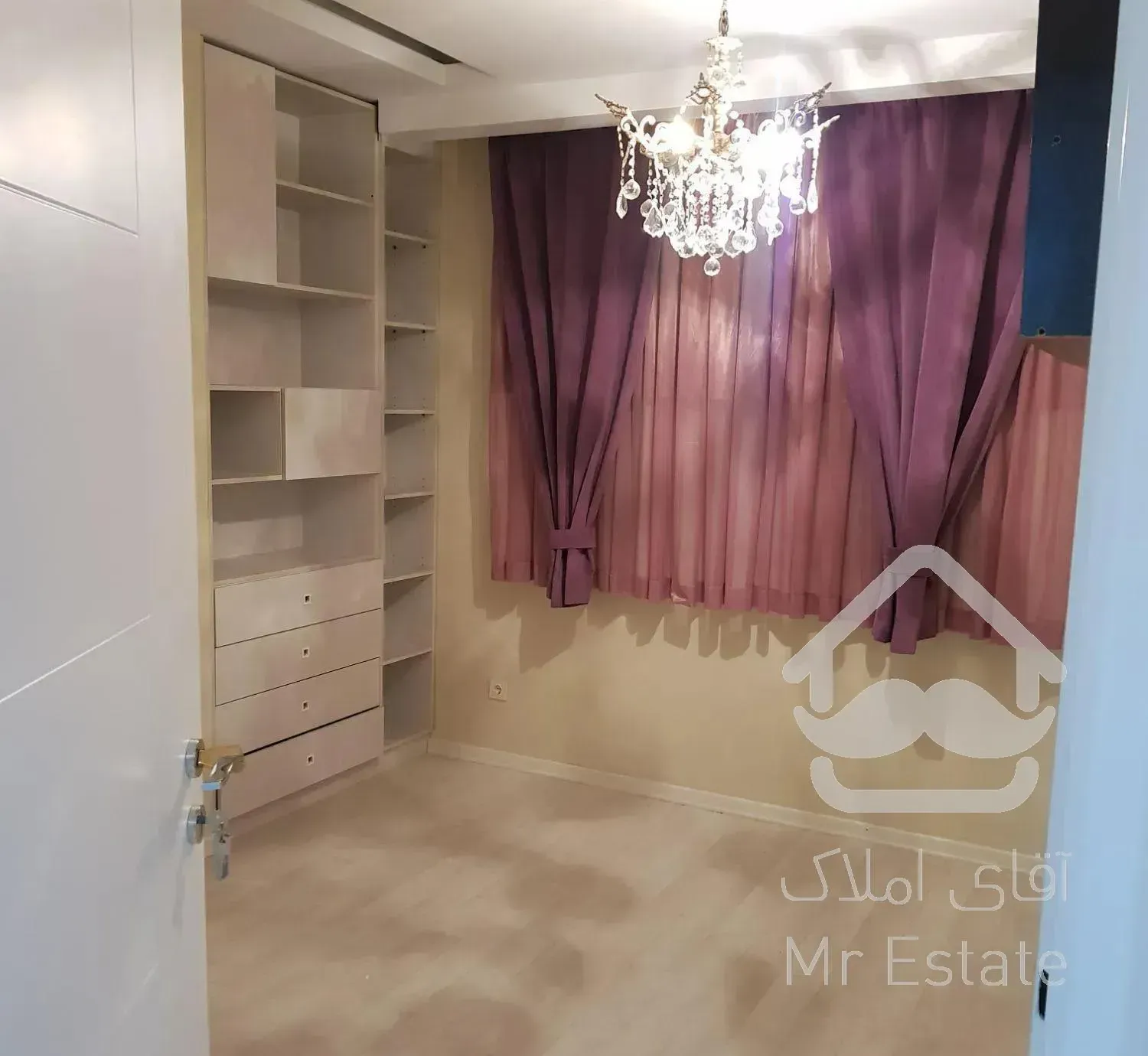 ۱۰۷ متر شمال خواجه عبدالله