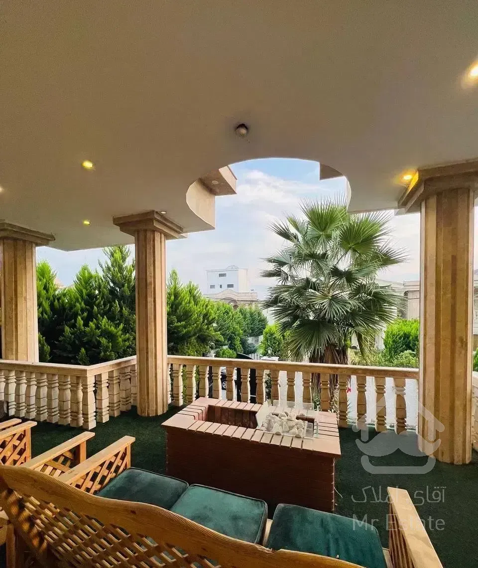 کاخ ویلا لوکس ۳۰۰متری/فول فرنیش اوکازیون