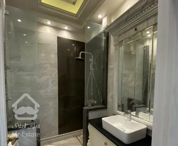 آپارتمان خوش نقشه ۱۶۰ متری