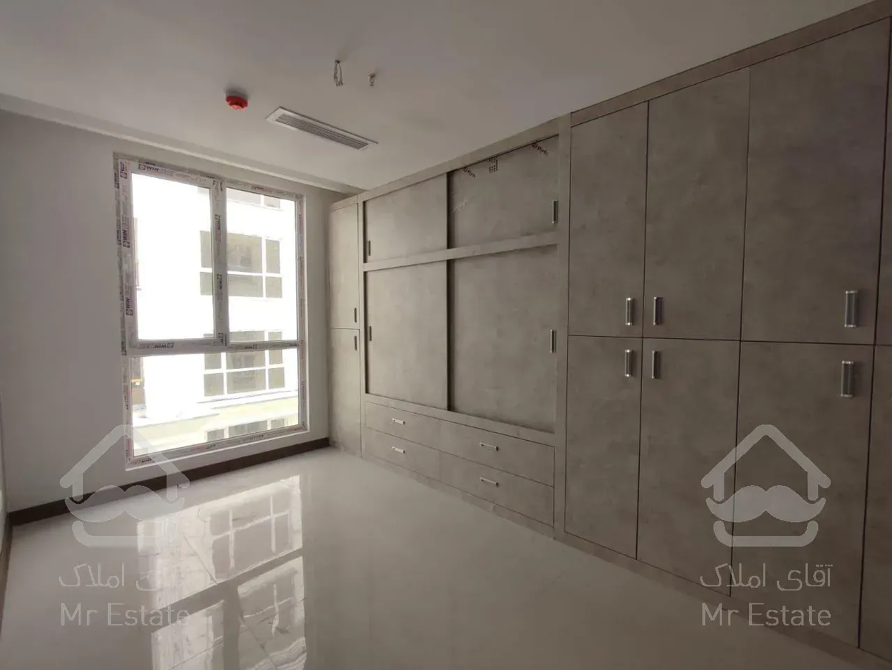 آپارتمان/۱۸۷ متر/فول امکانات