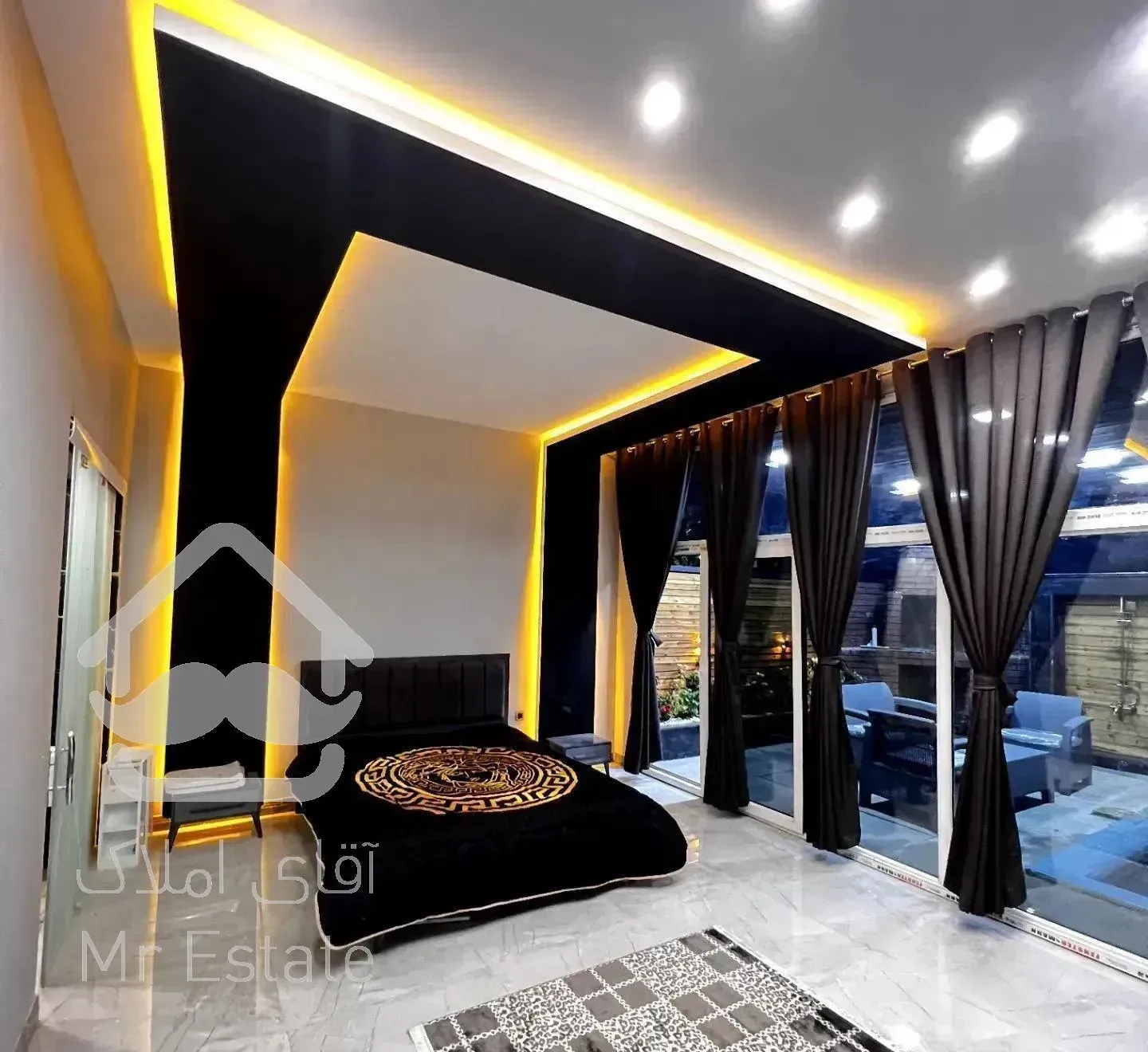 ویلا باغ  ۳۹۰ متری استخردار