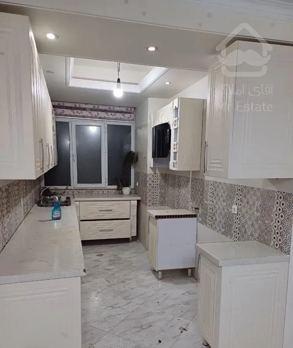 آپارتمان ۸۱ متر/دو خواب/صفا/فول