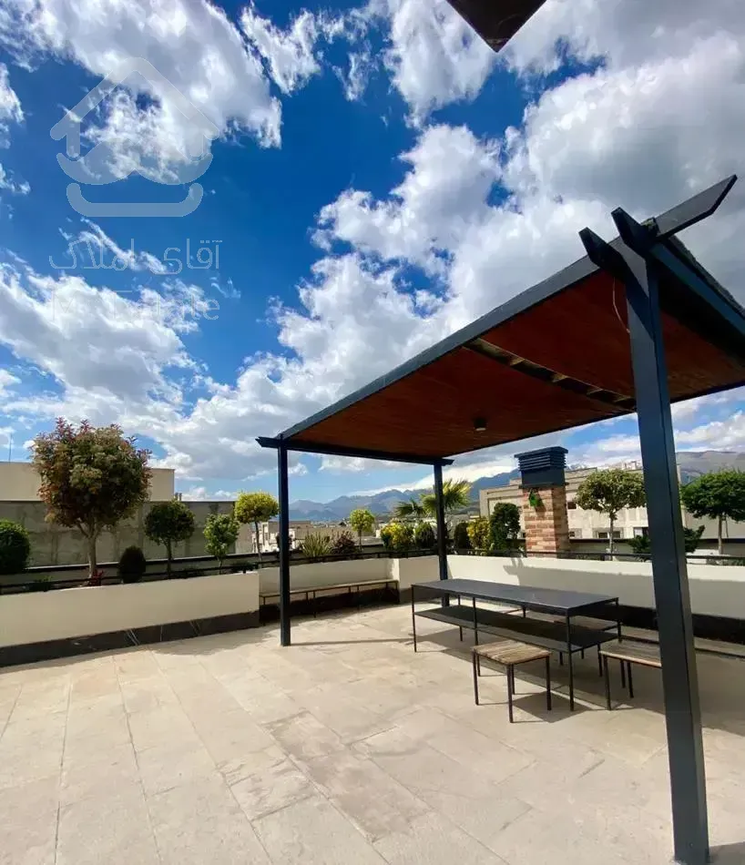 آپارتمان۱۳۲متر/۳خواب/۲پارکینگ/تهرانپارس خ اردیبهشت