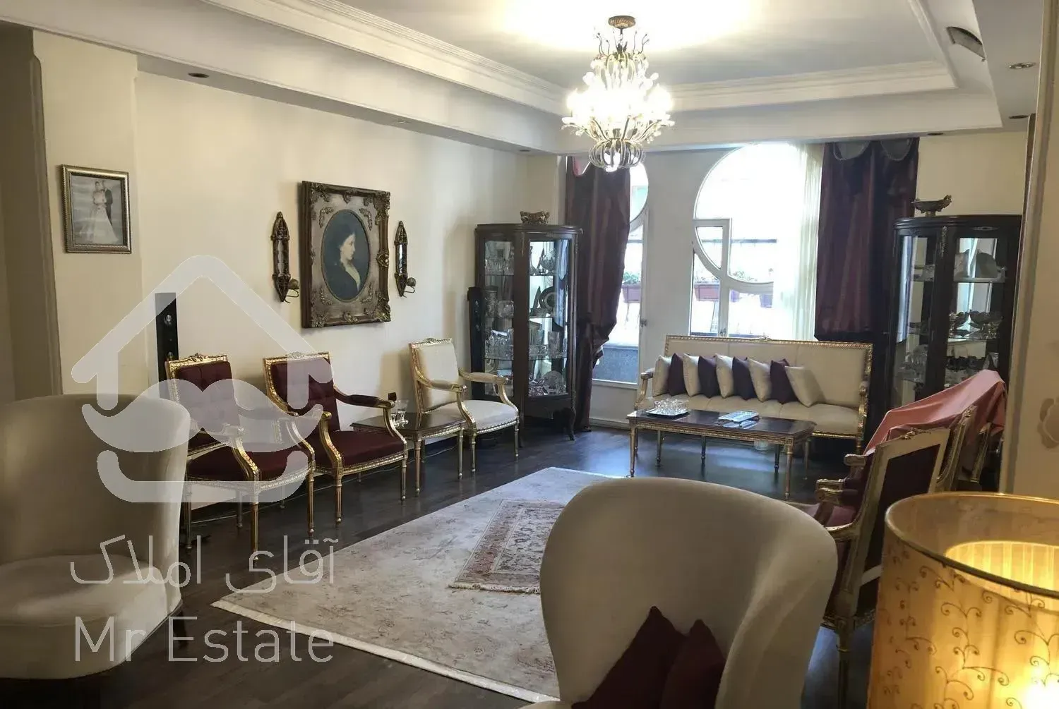 آپارتمان ۱۳۵ متر ۳ خوابه شیراز شیخ بهایی شمالی