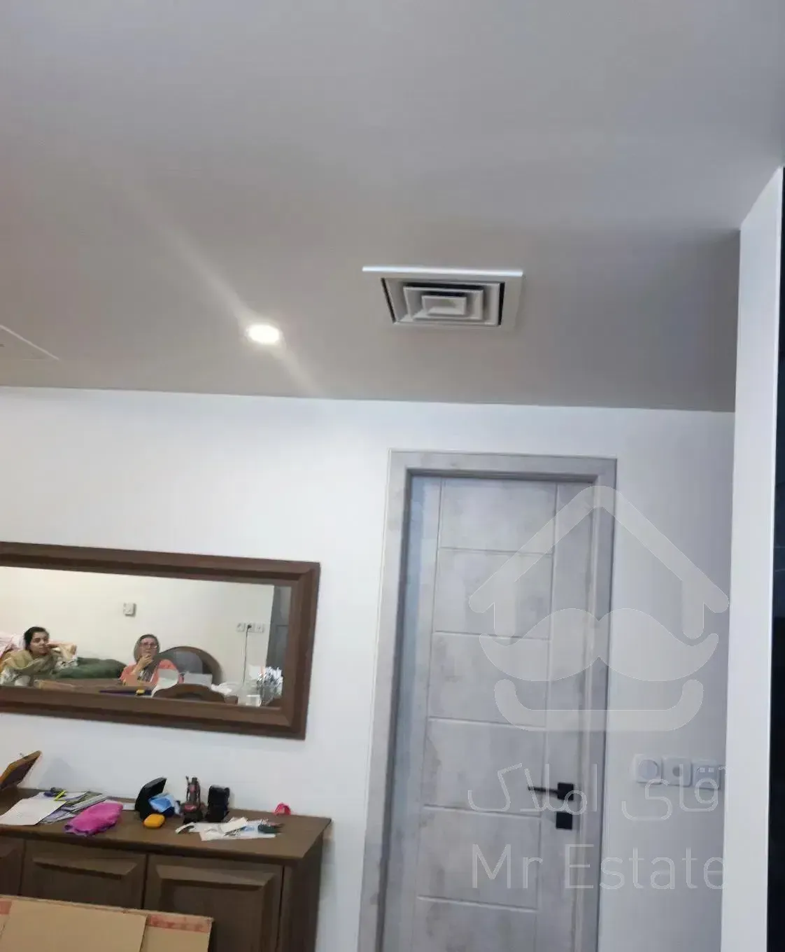 آپارتمان  پونک۱۰۲متر۲خواب