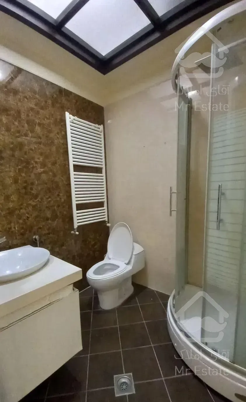 آپارتمان ۱۷۵متر/۳خواب/گلستانها/۲پارکینگ فول فرنیش