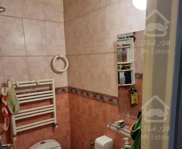 آپارتمان ۸۱ متری پونک،عدل