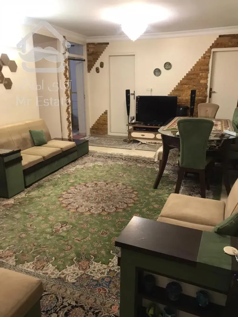 فروش ۹۶ متری دریاچه بلوار اردستانی