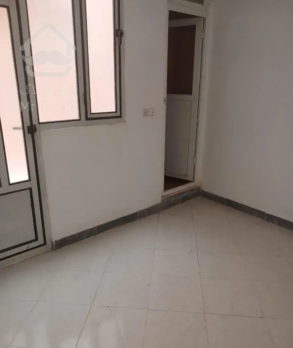 فروش آپارتمان ۶۰ متری ۲ خوابه طبقه ۱