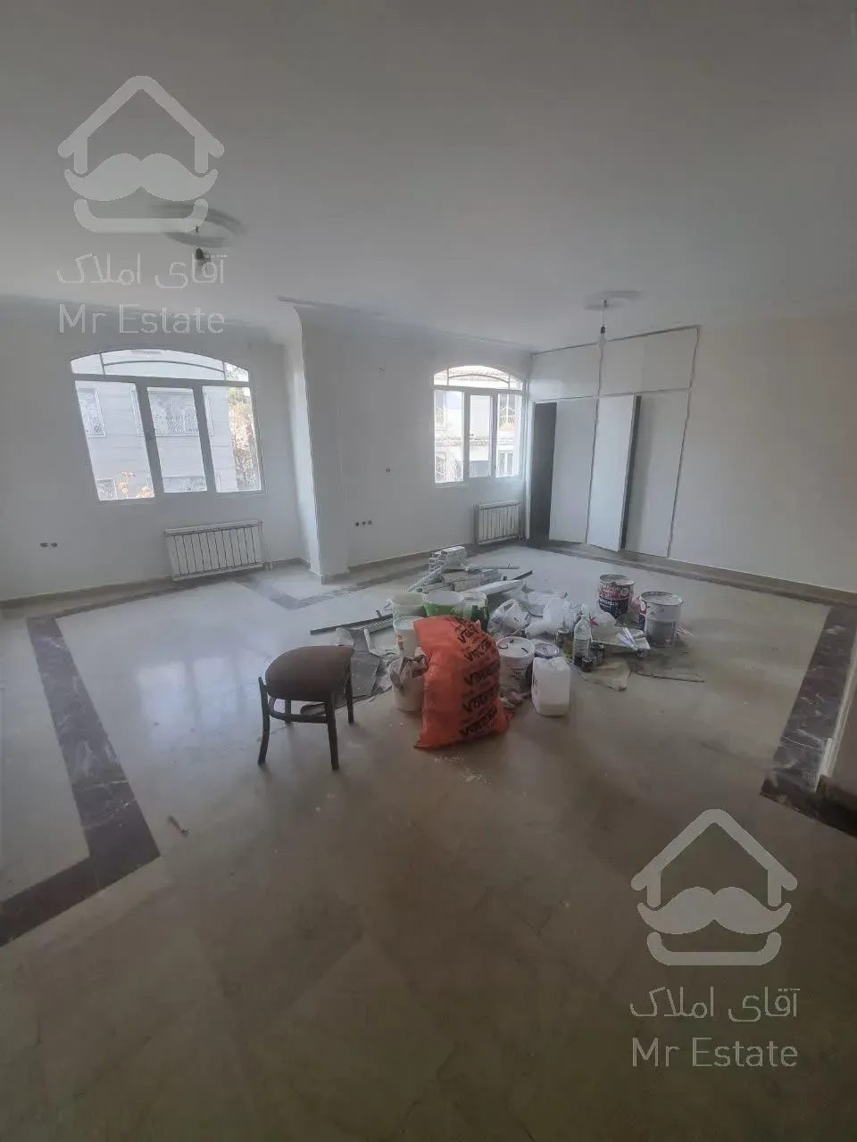 96متر بر خیابان دولت نبش چهاراه