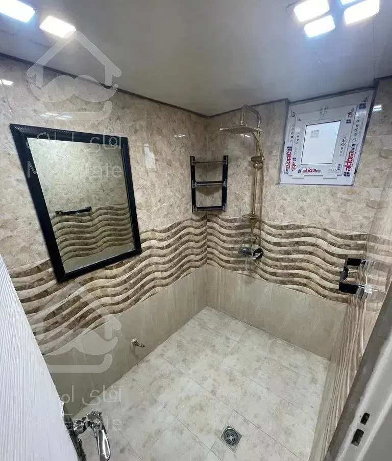 سهروردی،97متر،2 خواب ، خارج طرح ترافیک