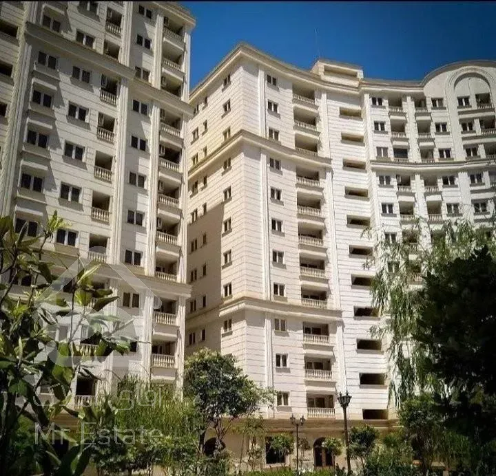 آپارتمان ۸۴ متری برج مجلل بام پونک