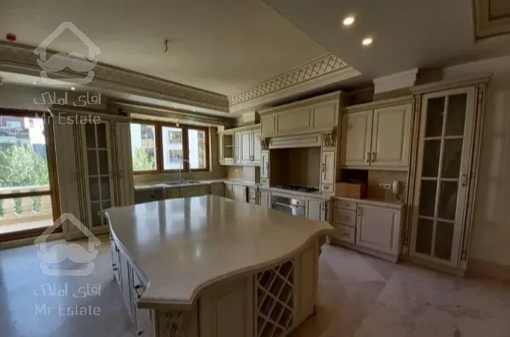 رهن کامل اپارتمان ۴۱۰متری در کامرانیه جنوبی