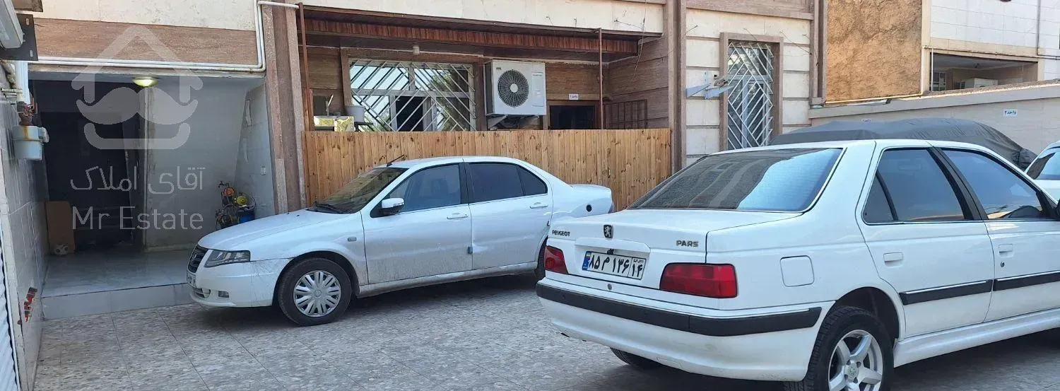 فروش آپارتمان ۱۴۰ متری ۳ خوابه همکف در بهارستان