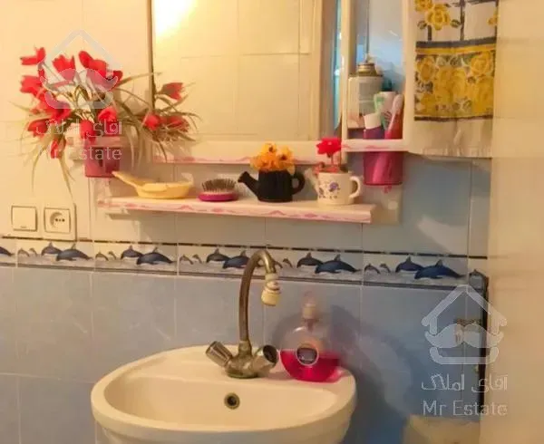 اپارتمان ۸۰متری واقع در خط سوم حصار