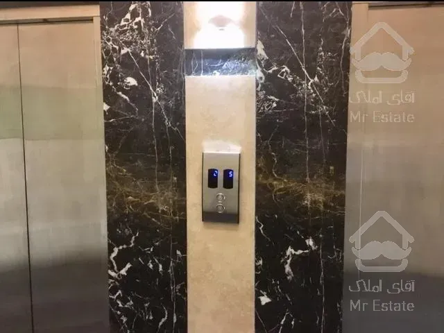 خرید اداری ۹۳ متر بر کاشانی