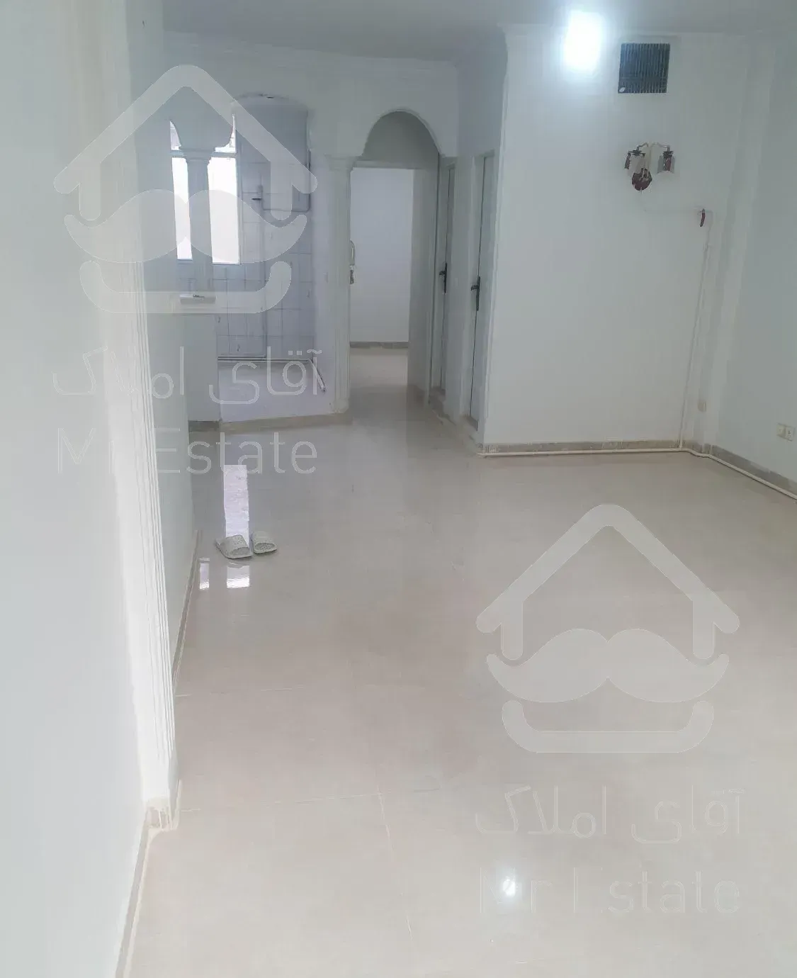 اپارتمان مابین اول و۲۱متری تخلیه ۶۰متری