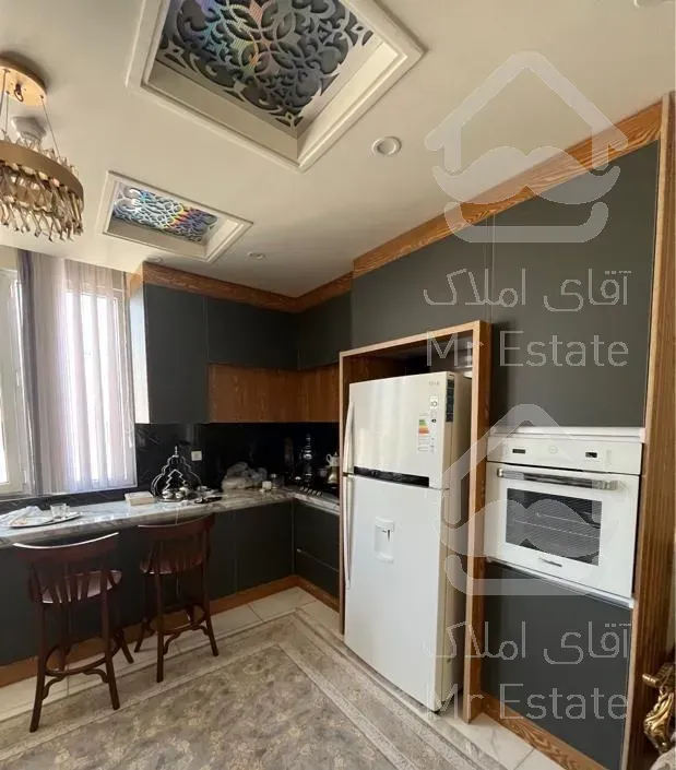 اپارتمان ۸۱ متر گلچین