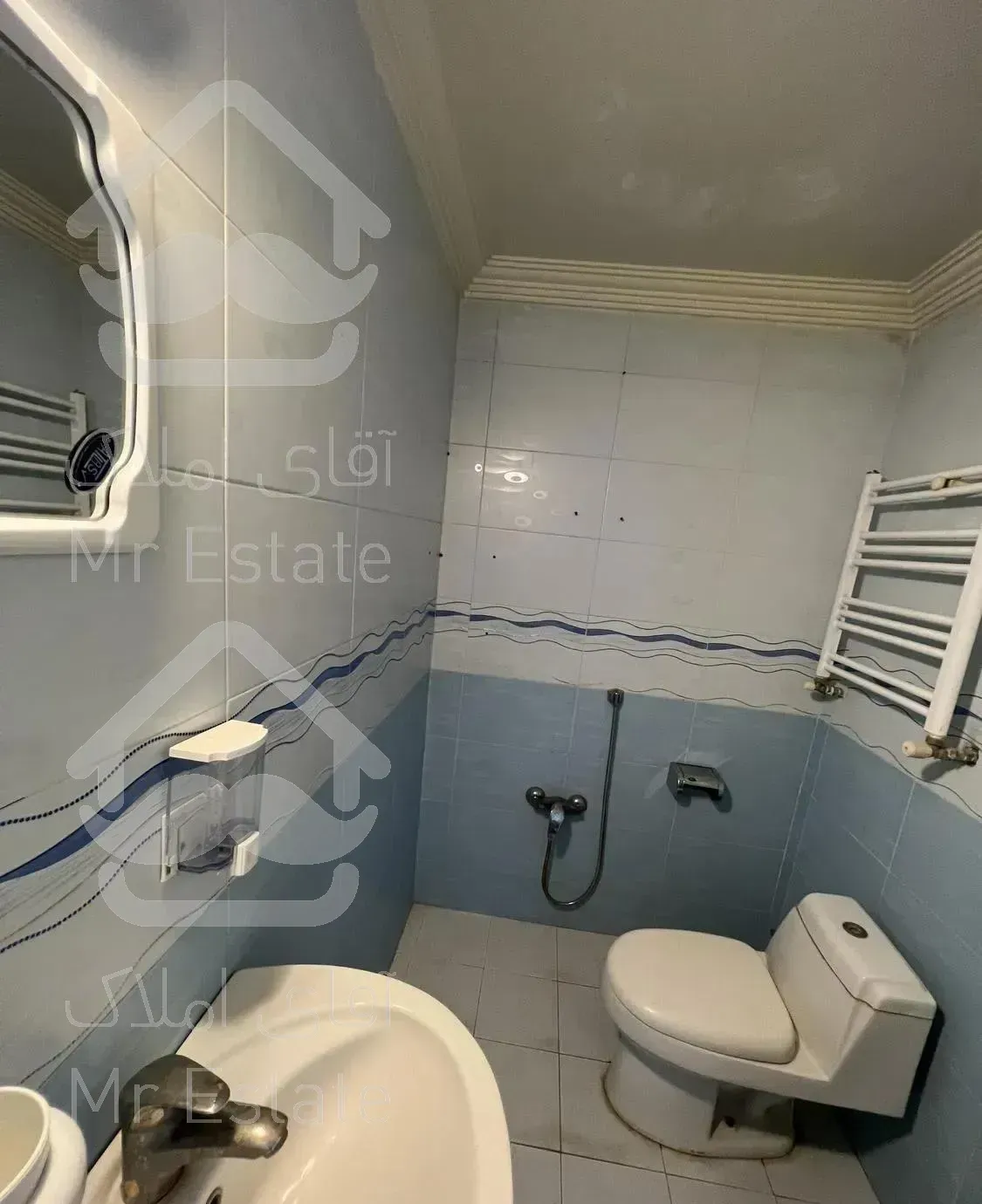 60 متر خوش چیدمان رو به آفتاب