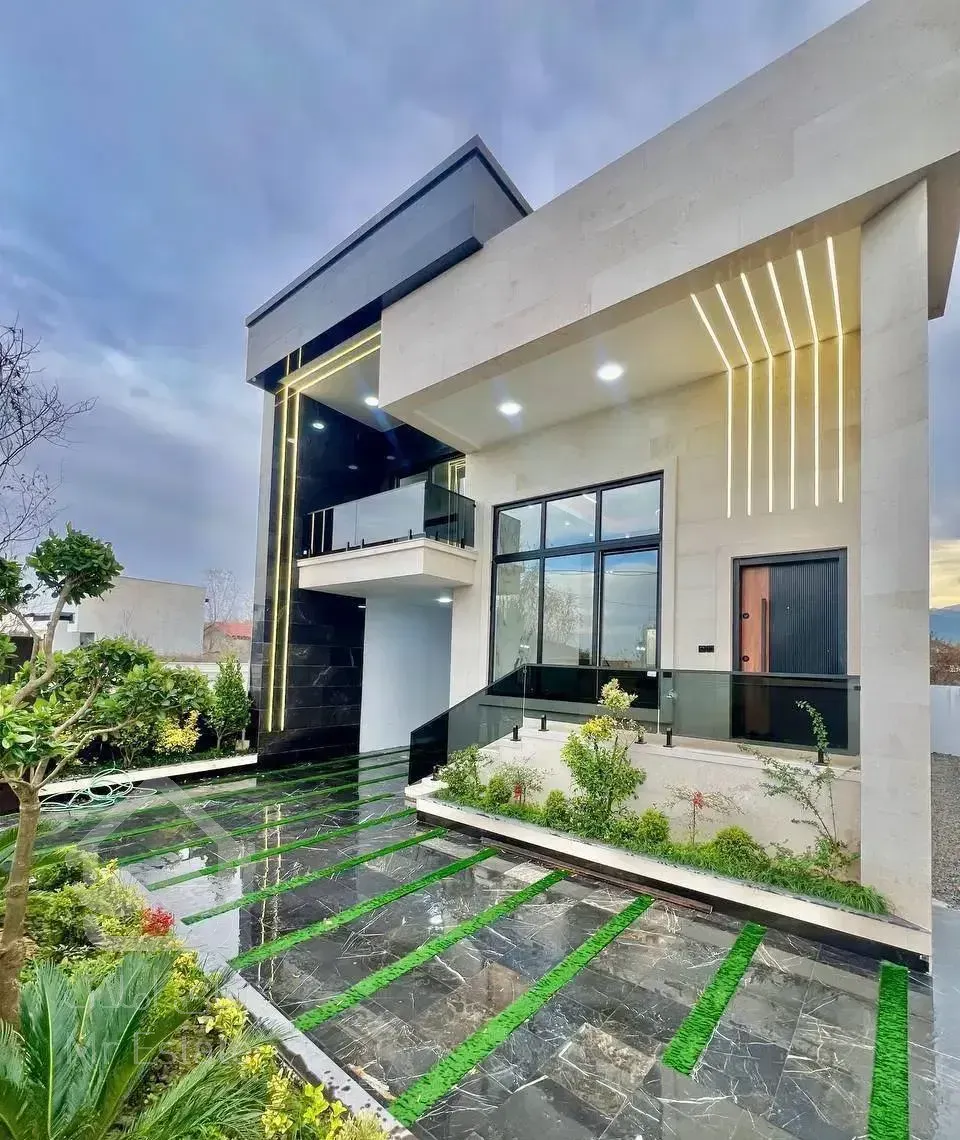 ویلا نیم پیلوت مدرن