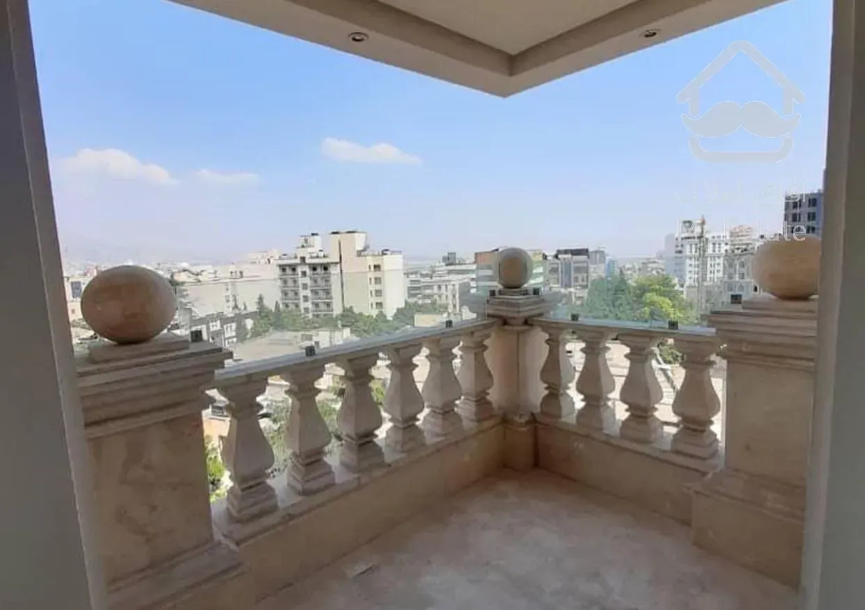 فروش آپارتمان 327 متری گلستان شمالی ویلایی نشین