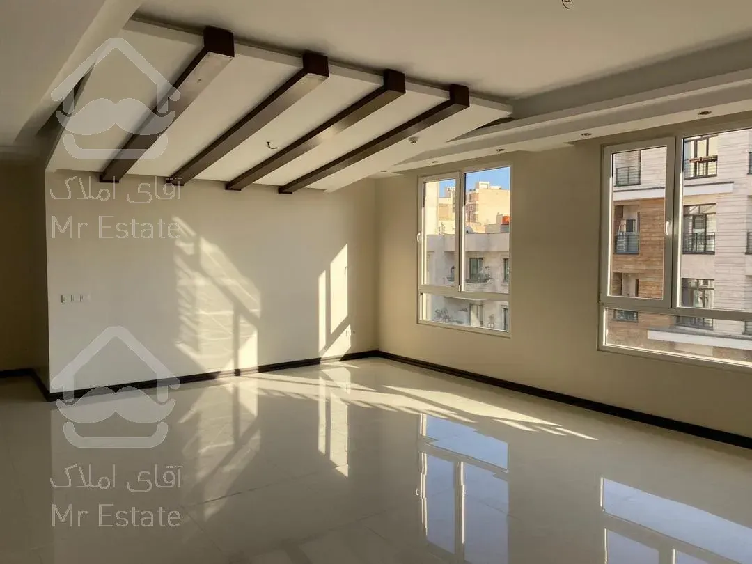 ۱۳۰متر ۳خواب. ۲پارکینگ. ۲خط تلفن.۲پاسیو. فقط زوج. قیطریه