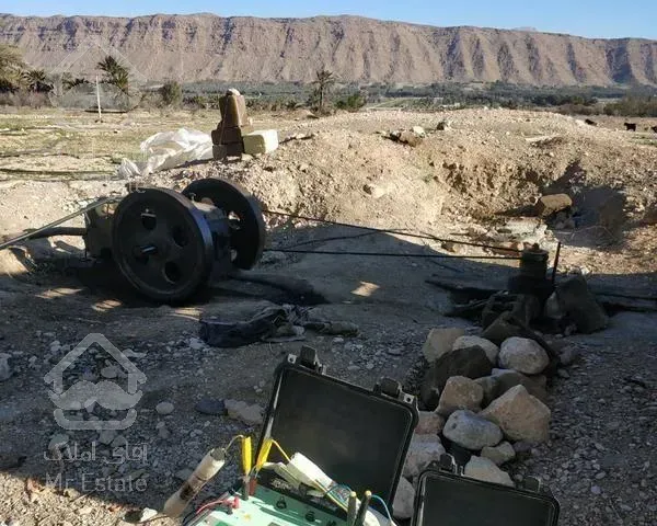 ژئوفیزیک (تعیین محل حفر چاه آب به روش علمی)