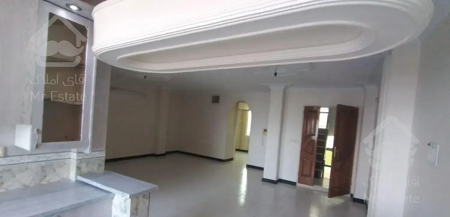 ۸۱متر ۲خواب سرسبیل. بالکن.انب