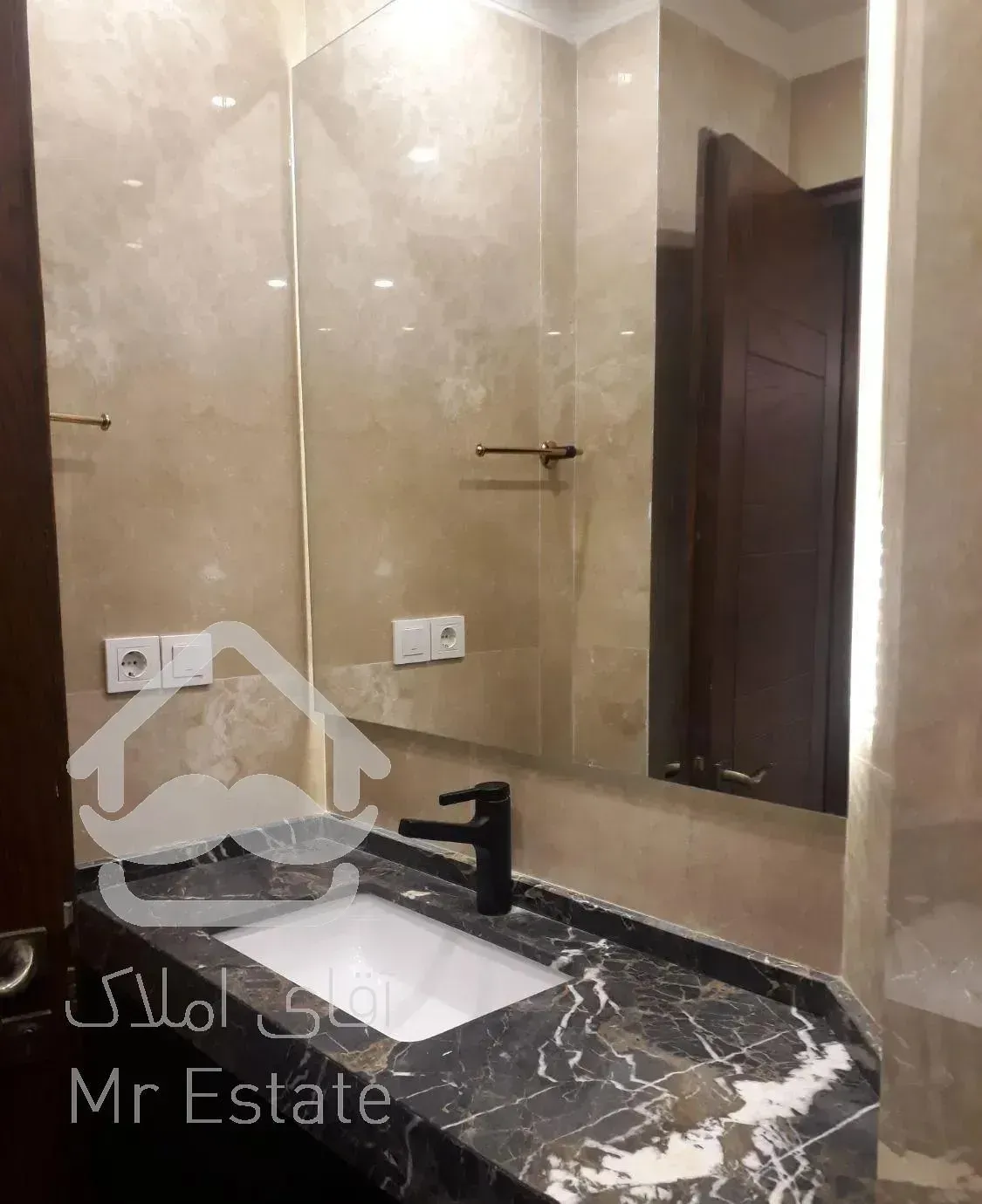 ۱۸۸متر ۳خواب عمار پت آزاد مجرد حیاط دربست