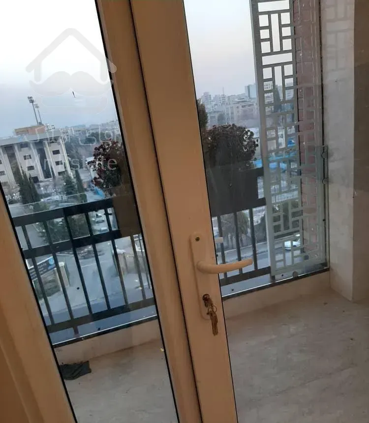 آپارتمان ۱۶۰ متری ۳ خوابه در امیرآبادشمالی