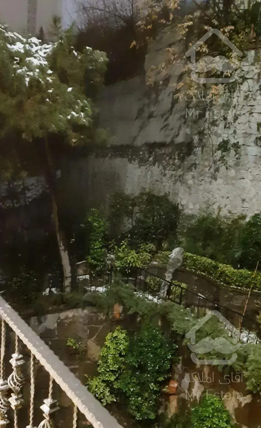 نیاوران ۱۵۰ متر ۳خواب