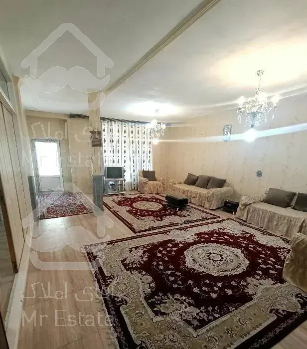 سوییت در میدان ایل گلی