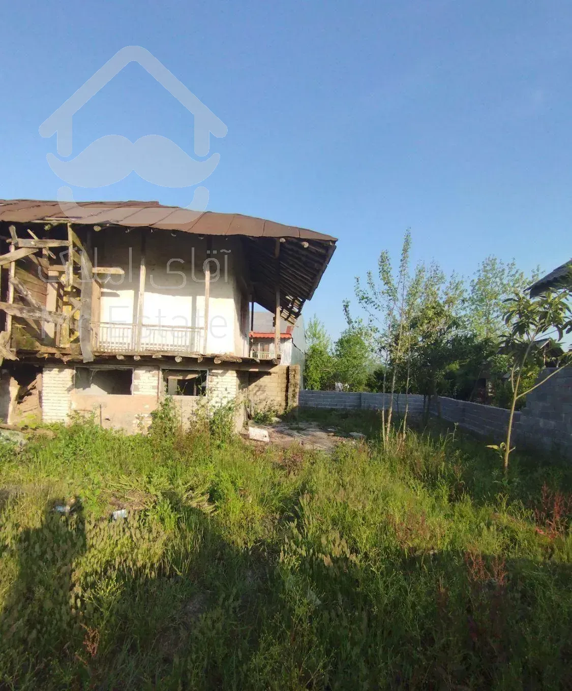 فروش خانه ویلایی ۴۰۰مترزمین،۱۰۰متر بنا، قیمت ۲/۵۰۰