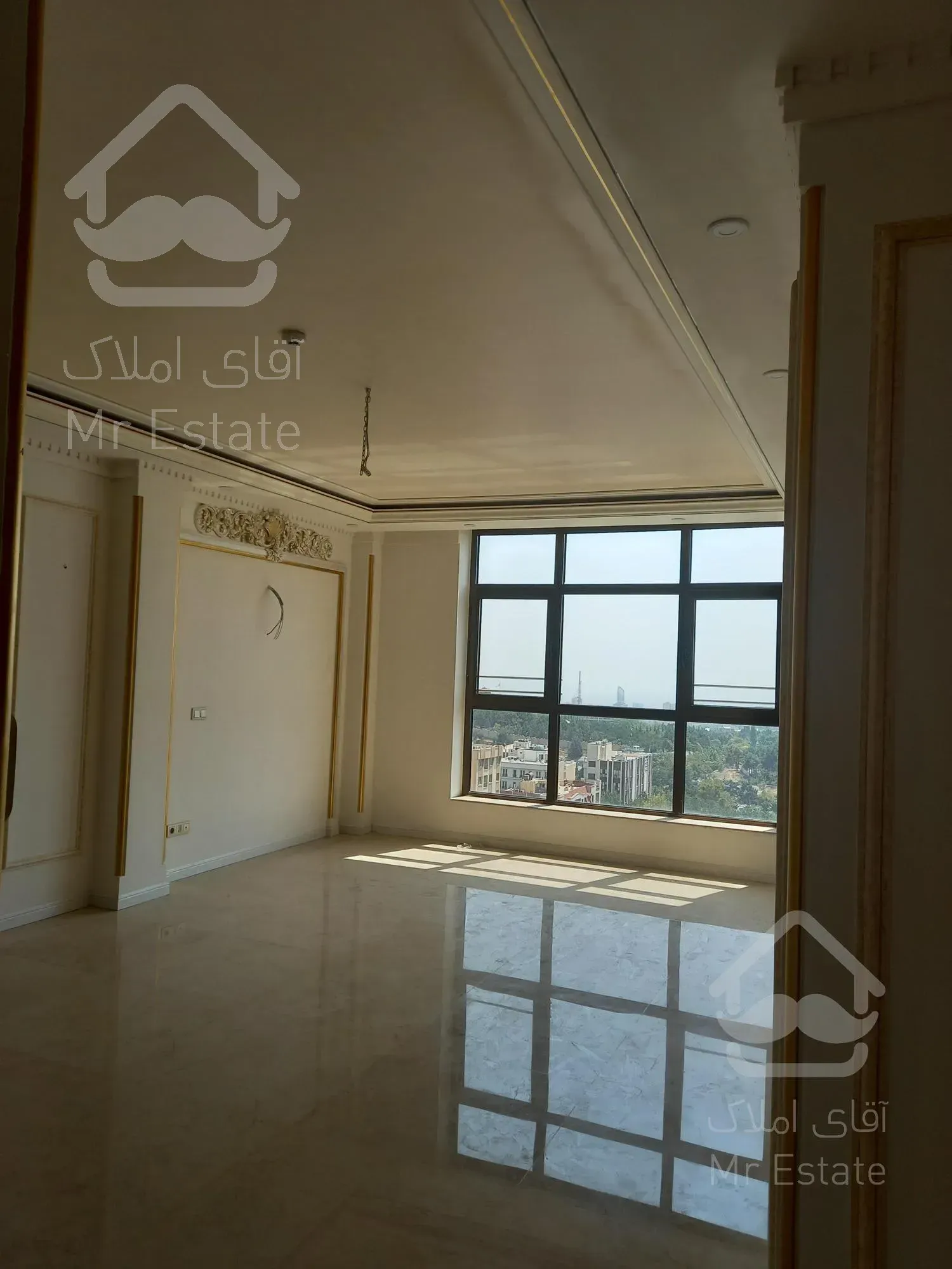 آپارتمان ۱۸۰ متری زعفرانیه