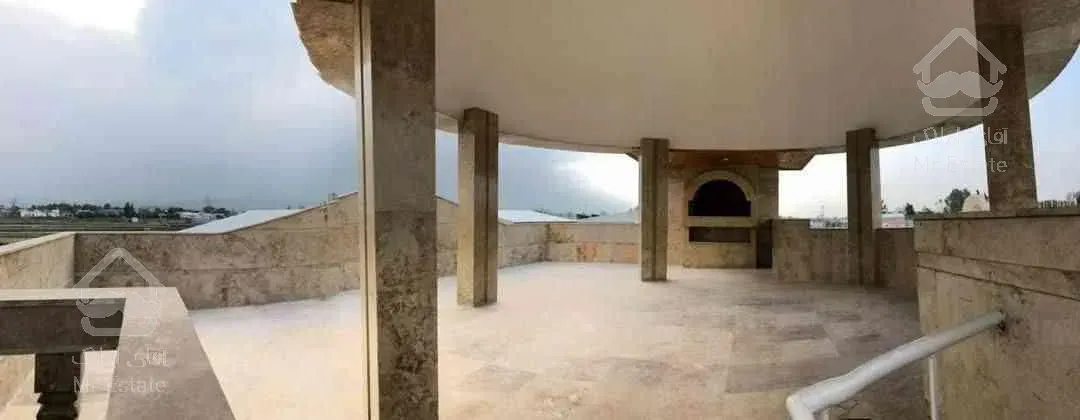 فروش ویلا ۳۰۰متری