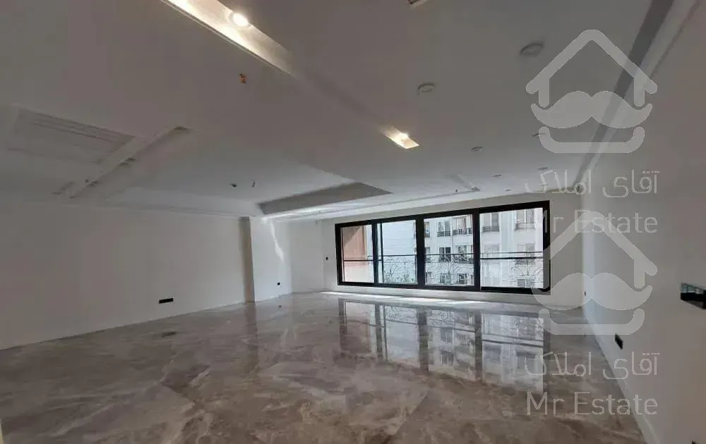 هروی 200متر 3خواب مستر تک واحدی 2پارکینگ نور جنوب