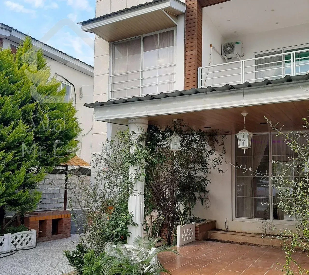 ویلا باغ دوبلکس 260 متری شهرکی سند تک‌برگ