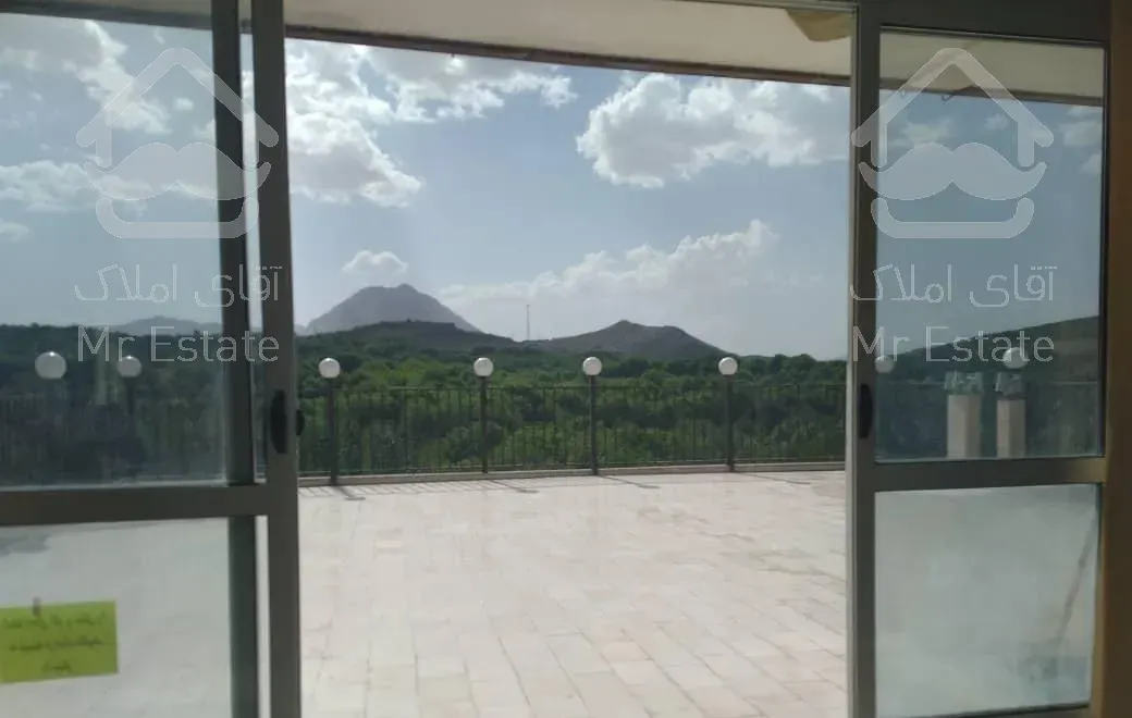 اجاره ویلا با چشم انداز  زاینده رود