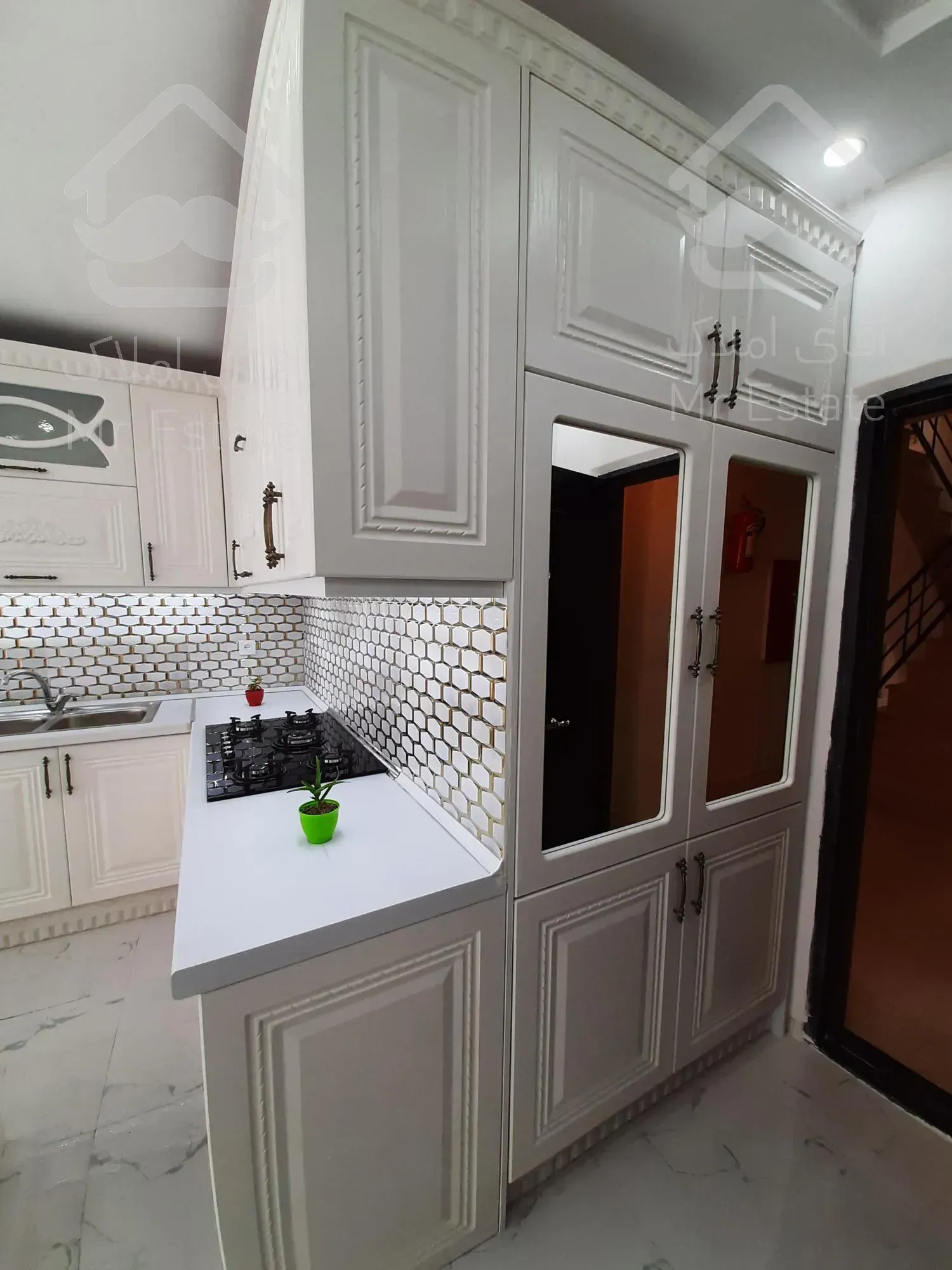 فروش ۸۰متری خطی رو به آفتاب