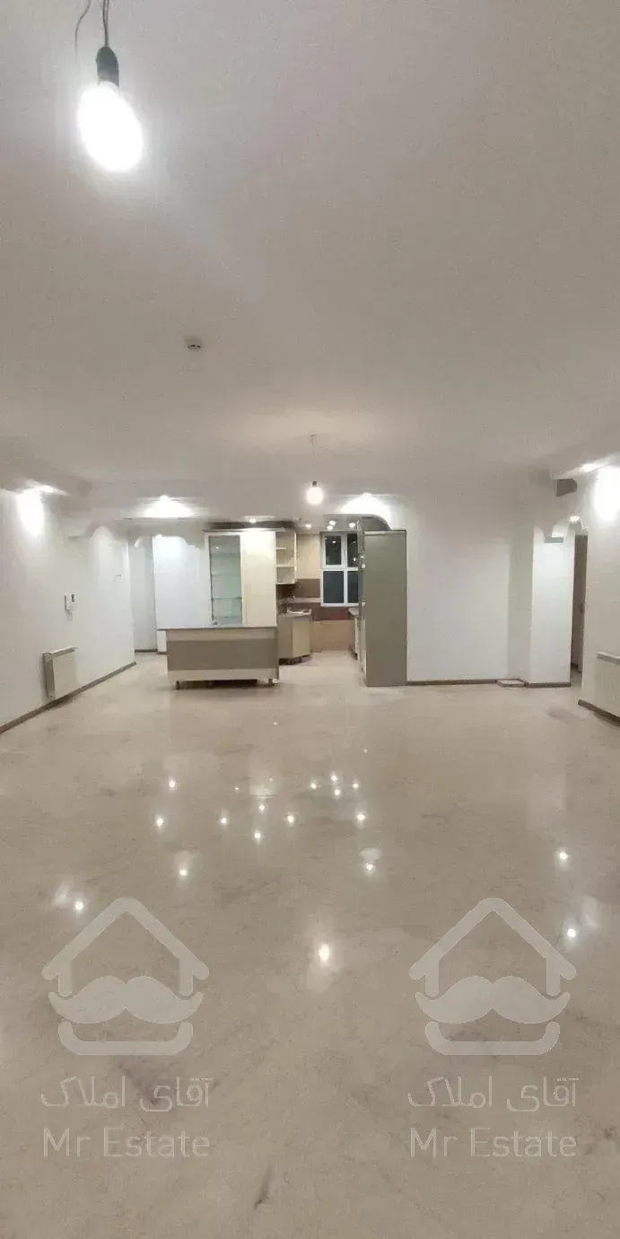 لویزان۱۵۶ متر ۳خوابه   خ مبارکی