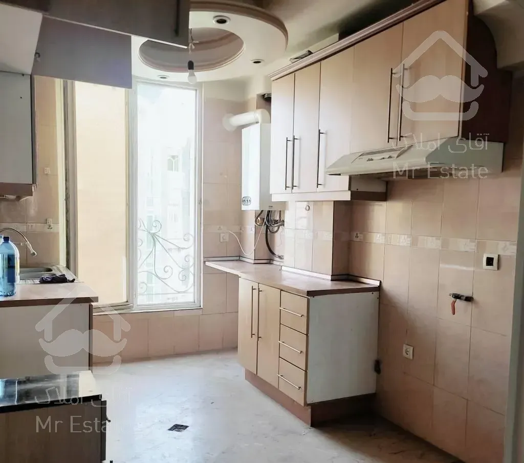 ۵۵متر ۲ خوابه خیابان جویبار با پارکینگ و انباری