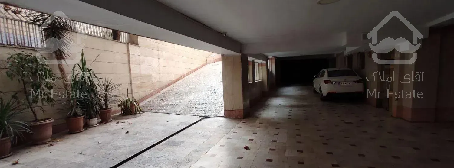 آپارتمان ۱۱۵ متر در قلهک بازسازی شده  فول امکانات