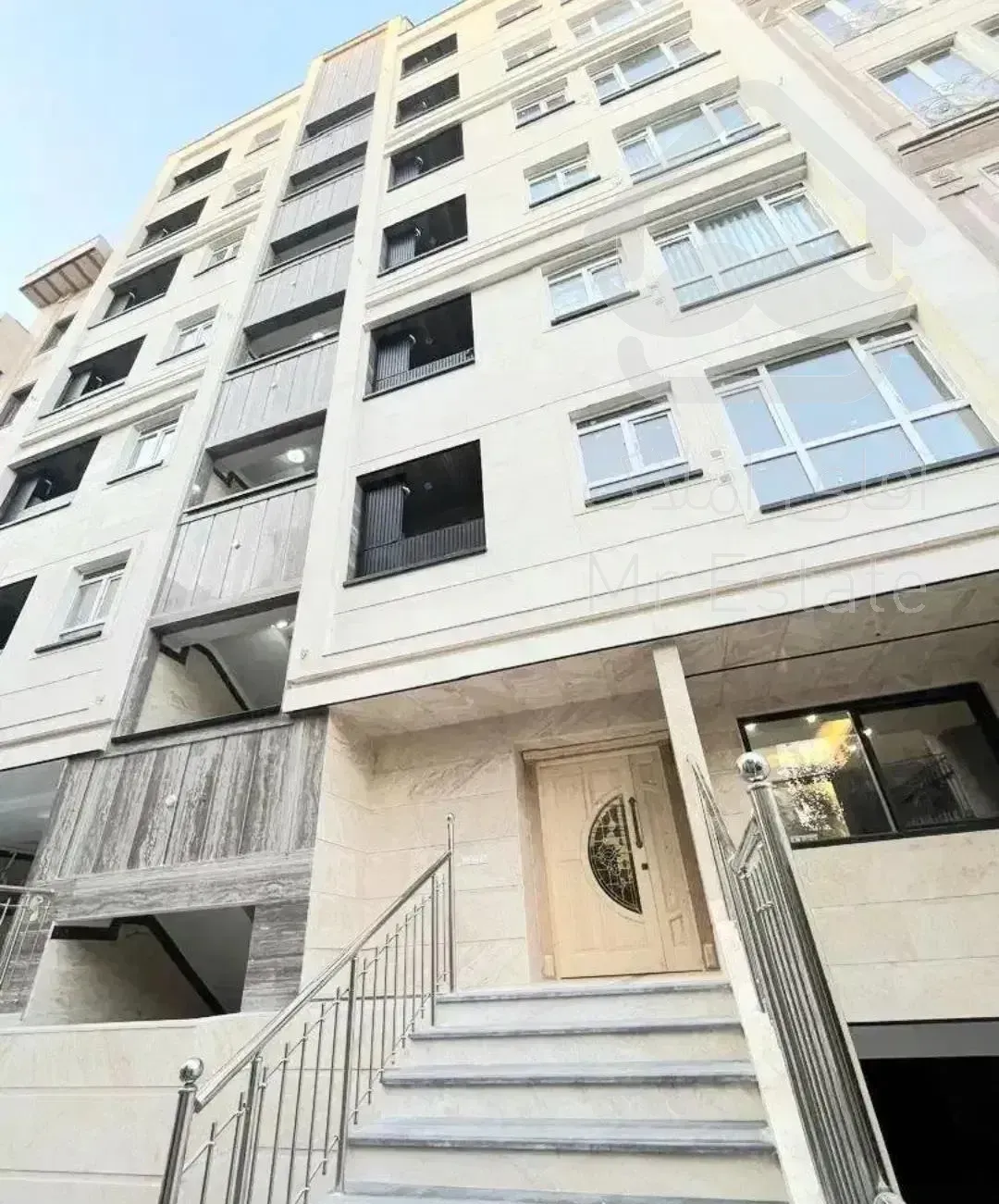 115متر 2خواب / امکانات کامل / کم واحد /مشابه نوساز