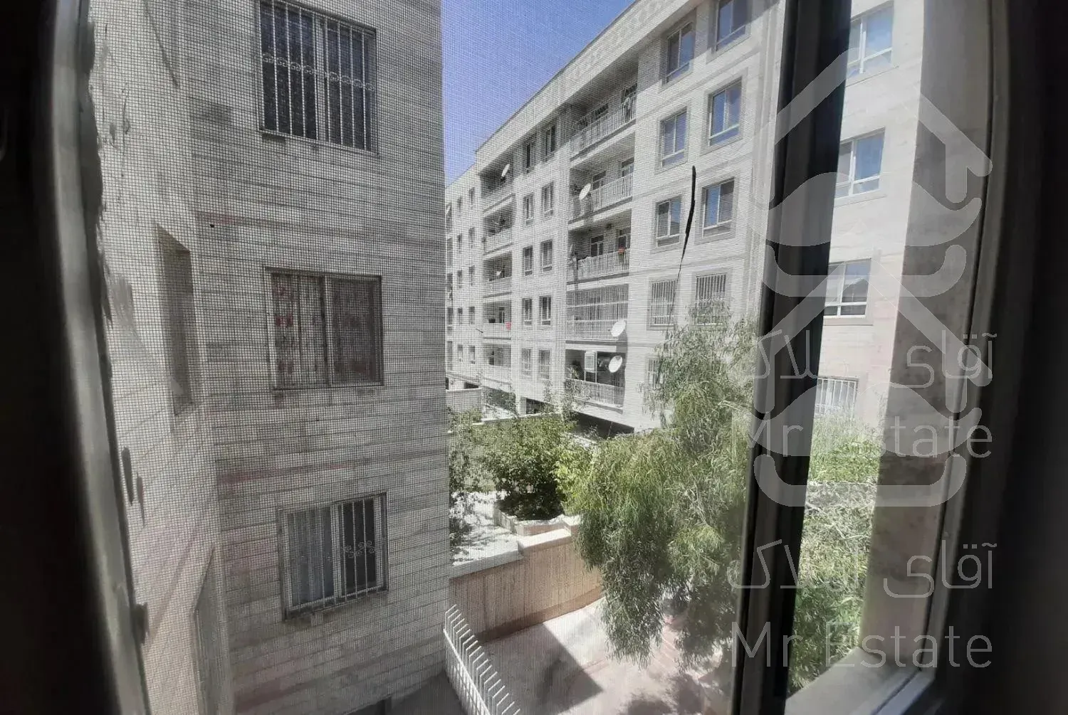 آپارتمان . ۱۱۲ متری . دو خواب . نیلوفر ۱